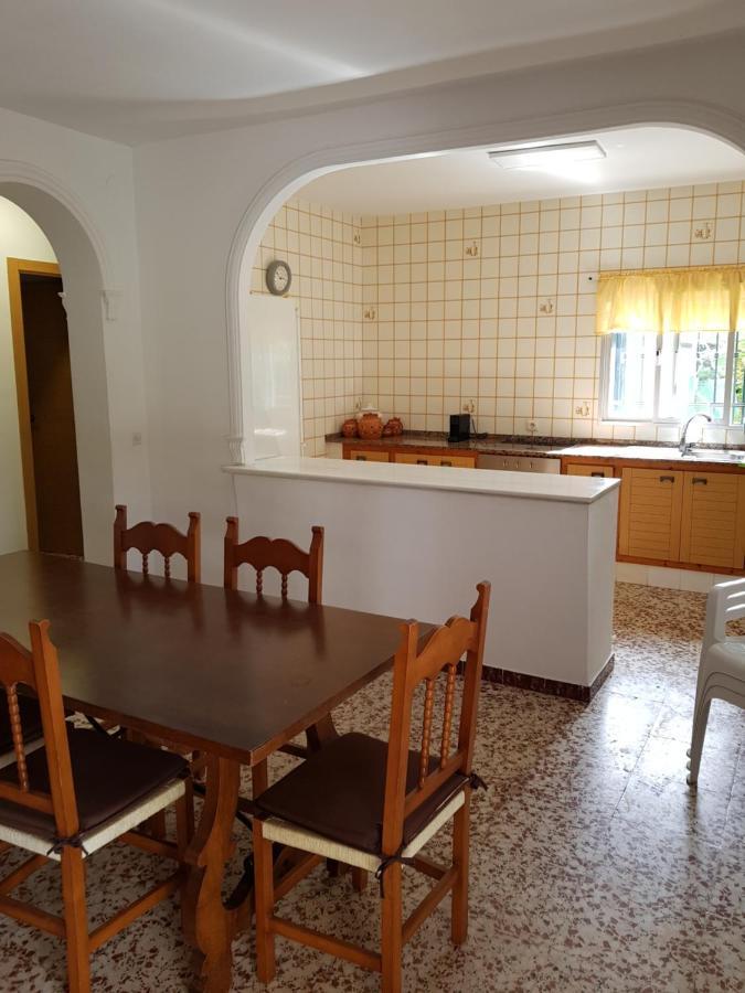 Chalet Playa De Barbate เวเฮร์ เด ลา ฟรอนเตรา ภายนอก รูปภาพ